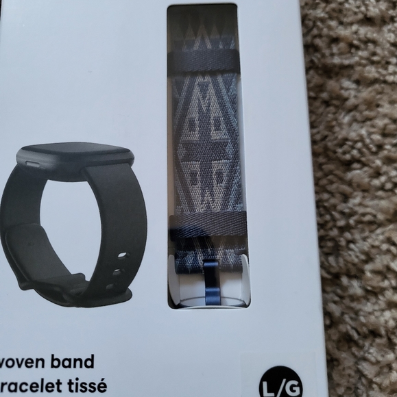2 Brand New Fitbit Versa 3 Wristbands - Picture 2 of 3